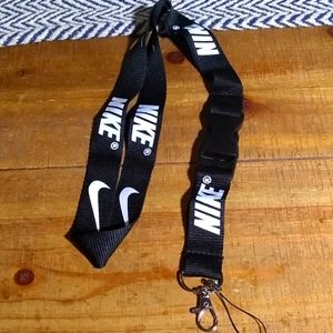Nike out of sight lanyard keychain ID Holder black/ white